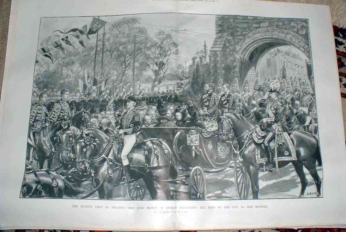 Original Old Antique Print Queen Receives Keys City Dublin 1900 20th