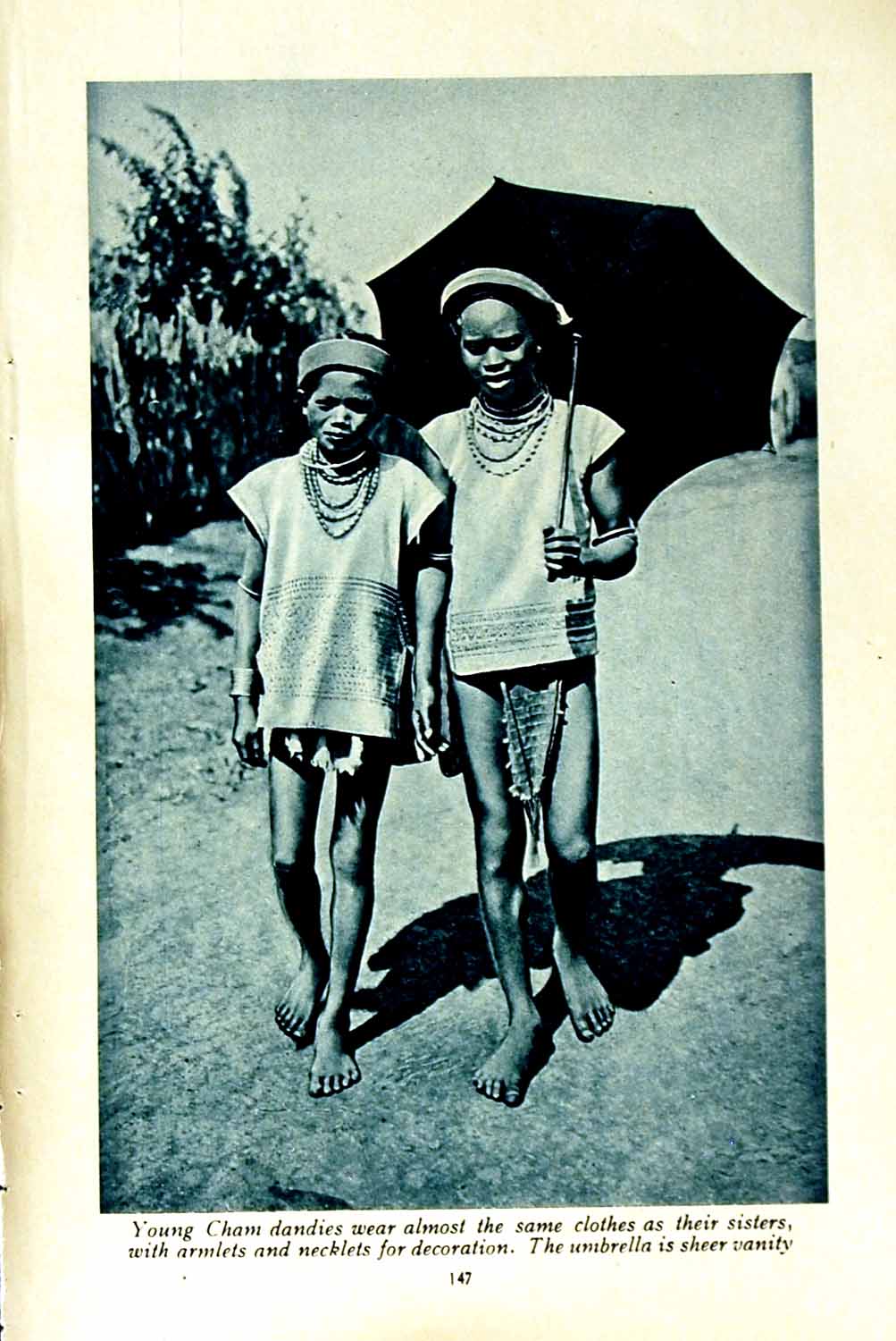 Original Old Vintage Print C1920 Cham Dandies Girls Umbrella Annamese Woman