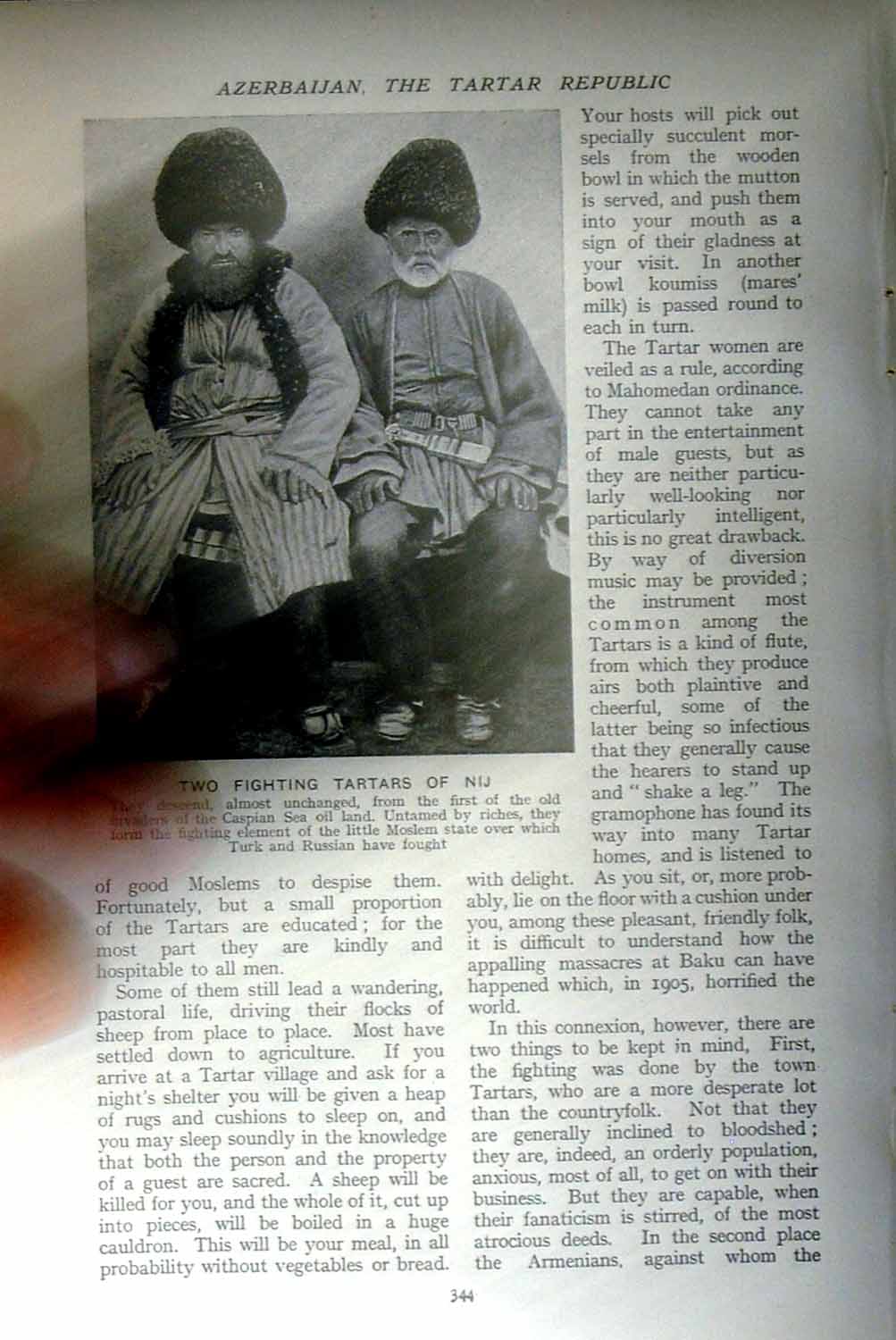 Original Old Vintage Print C1920 Fighting Tartars Nij Azerbaijan Moslem People