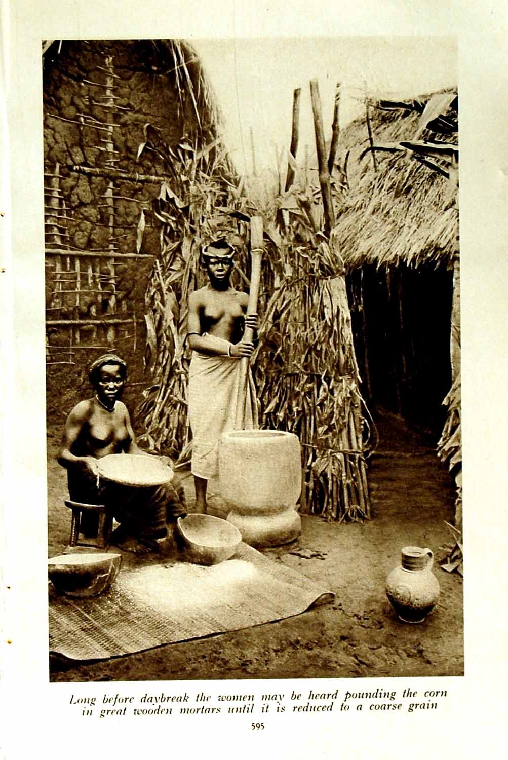 Original Old Vintage Print C1920 Women Corn Mortars Grain Africa Miller Gaman