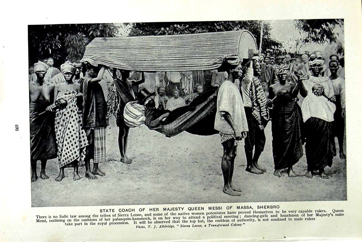 Original Old Vintage Print C1920 State Coach Majesty Queen Messi Massa Sherbro